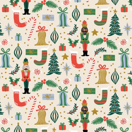 tissu coton imprimé décor de noël rifle paper co fond crème avec motif colorés rouge vert or cloche bottes de Noël canne à sucre sapin cadeaux casse noisette