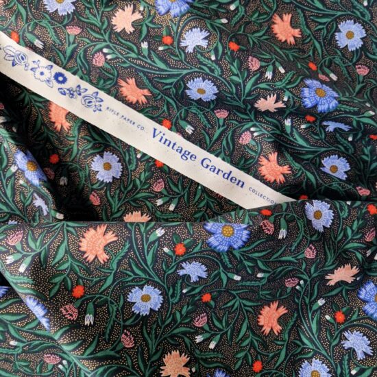 vintage garden collection de tissus imprimés fleurs rifle paper co créatifs pour la couture moderne